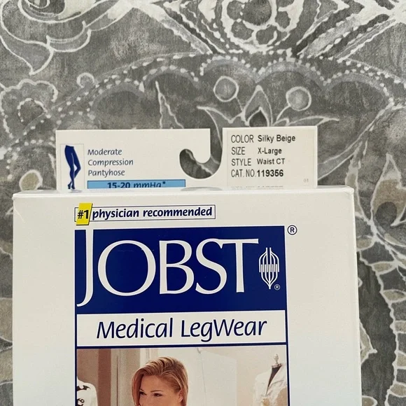 NWT Medical Leg Wear Ultra Sheer Pantyhose - Picture 2 of 8